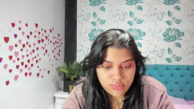 LindaBreeS online show from March 2025 06:25:01 PM