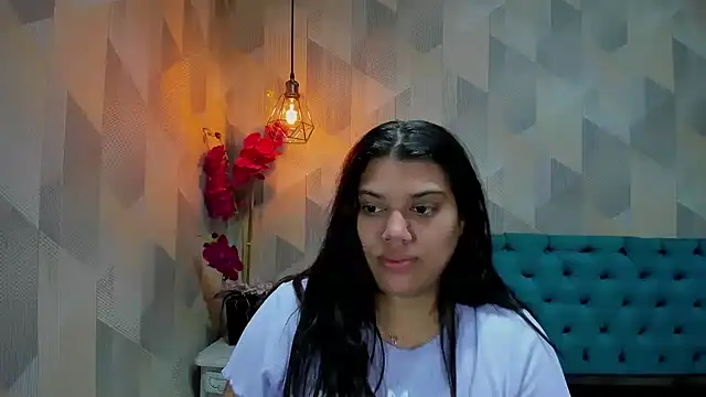 LindaBreeS online show from November 2025 10:01:02 PM