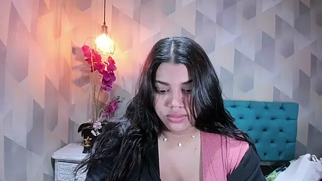 LindaBreeS online show from January 2026 04:31:02 PM