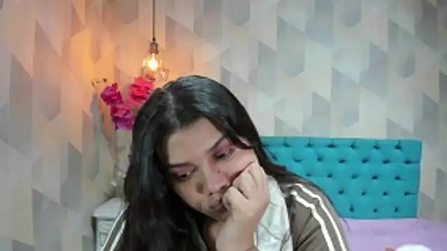 LindaBreeS online show from June 2026 01:52:01 PM
