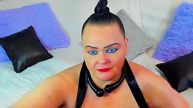 Snapshot of MilanaBiegert chatting on February 2025 03:59:01 PM MilanaBiegert online show from February 2025 03:59:01 PM