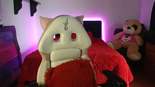 Snapshot of Allisonnlopez chatting on February 2025 05:37:01 PM Allisonnlopez online show from February 2025 05:37:01 PM