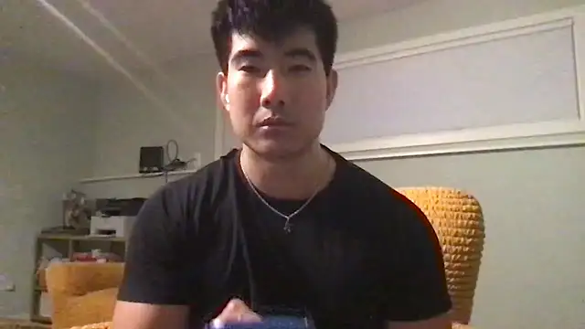 jungcock3210 online show from September 2025 01:21:01 PM