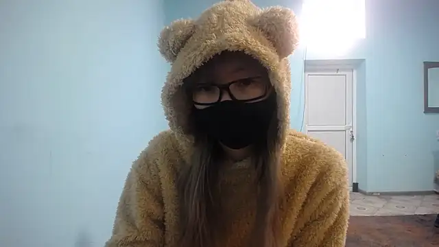 Snapshot of elllaaxx chatting on December 2024 06:48:02 AM elllaaxx online show from December 2024 06:48:02 AM