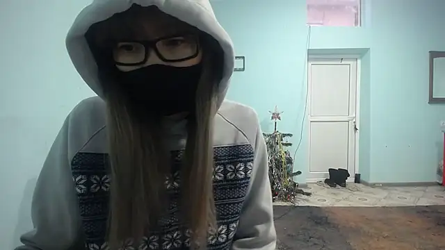 Snapshot of elllaaxx chatting on December 2024 03:04:02 AM elllaaxx online show from December 2024 03:04:02 AM