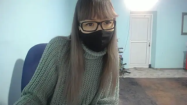 Snapshot of elllaaxx chatting on January 2025 03:49:02 AM elllaaxx online show from January 2025 03:49:02 AM