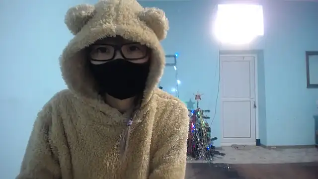 Snapshot of elllaaxx chatting on January 2025 03:44:02 AM elllaaxx online show from January 2025 03:44:02 AM