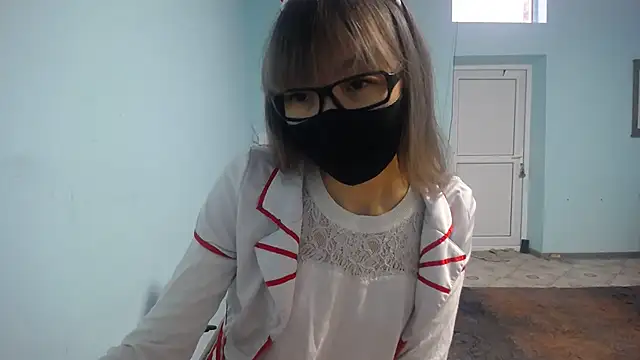 Snapshot of elllaaxx chatting on January 2025 06:53:02 AM elllaaxx online show from January 2025 06:53:02 AM