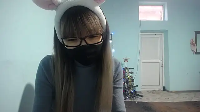 Snapshot of elllaaxx chatting on January 2025 03:52:01 AM elllaaxx online show from January 2025 03:52:01 AM