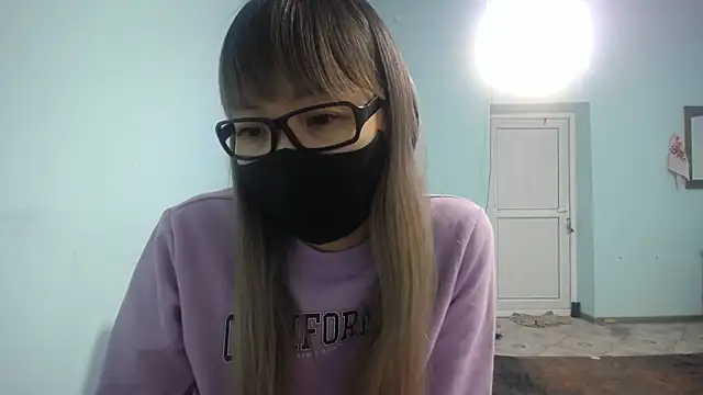 Snapshot of elllaaxx chatting on February 2025 04:14:01 AM elllaaxx online show from February 2025 04:14:01 AM