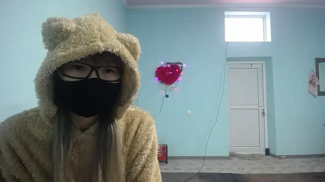 Snapshot of elllaaxx chatting on February 2025 03:29:02 AM elllaaxx online show from February 2025 03:29:02 AM