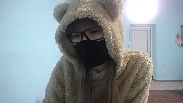Snapshot of elllaaxx chatting on February 2025 06:17:02 AM elllaaxx online show from February 2025 06:17:02 AM