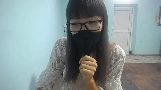 Snapshot of elllaaxx chatting on September 2025 03:39:01 AM elllaaxx online show from September 2025 03:39:01 AM
