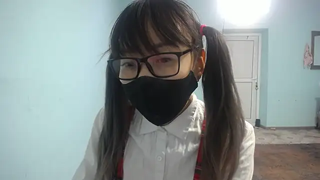 Snapshot of elllaaxx chatting on October 2025 04:24:02 AM elllaaxx online show from October 2025 04:24:02 AM