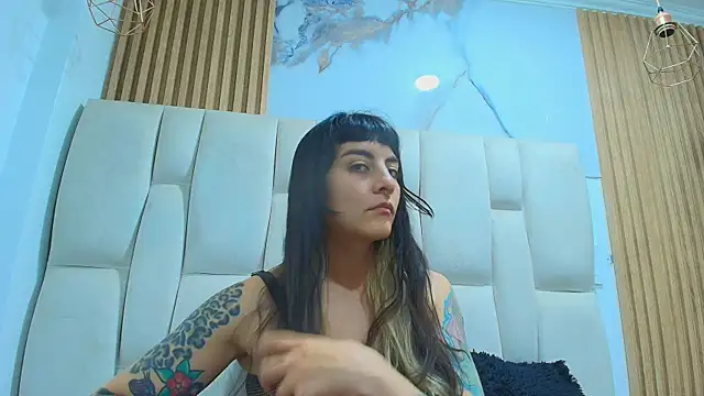 Snapshot of Naughty_Kittenm chatting on April 2026 01:41:02 PM Naughty Kittenm online show from April 2026 01:41:02 PM