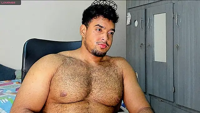 Big furry bear13 online show from January 2025 08:24:01 AM