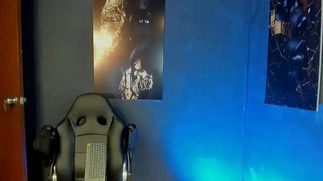 Big furry bear13 online show from September 2025 05:51:02 AM