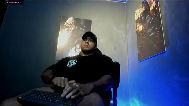 Big furry bear13 online show from October 2025 05:15:01 AM