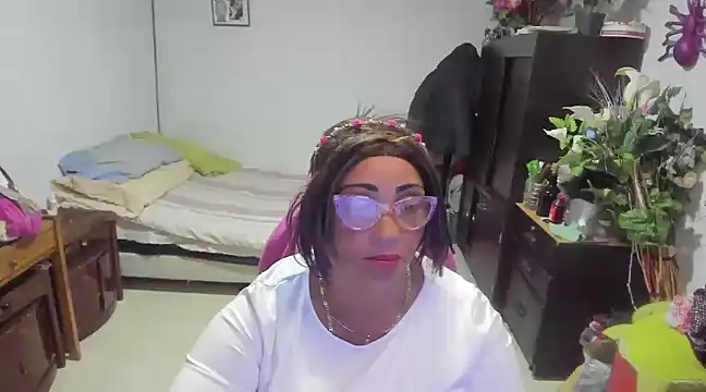 Snapshot of Mrs_mommy_ chatting on January 2025 05:17:02 PM Mrs mommy online show from January 2025 05:17:02 PM