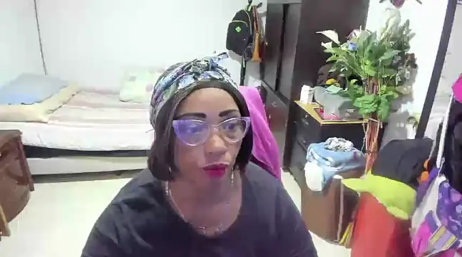 Snapshot of Mrs_mommy_ chatting on January 2025 05:13:01 PM Mrs mommy online show from January 2025 05:13:01 PM