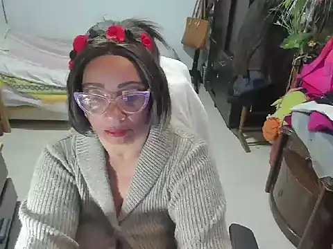 Snapshot of Mrs_mommy_ chatting on March 2025 01:35:02 AM Mrs mommy online show from March 2025 01:35:02 AM