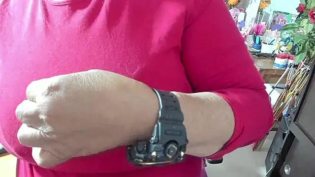 Snapshot of Mrs_mommy_ chatting on September 2025 05:05:02 PM Mrs mommy online show from September 2025 05:05:02 PM