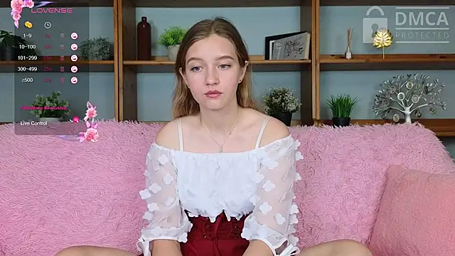 Ksuhesa online show from October 2025 11:34:02 AM