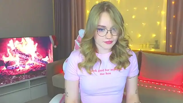 Aurora Golden1 online show from January 2025 07:20:02 PM