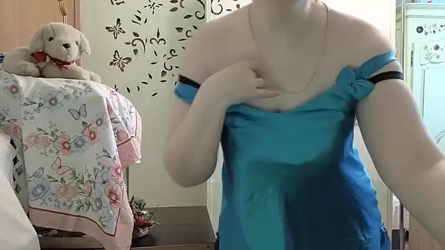 LucyZeph online show from August 2026 09:11:01 AM