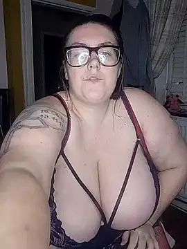 Snapshot of CummingStars98 chatting on November 2025 07:56:02 PM CummingStars98 online show from November 2025 07:56:02 PM