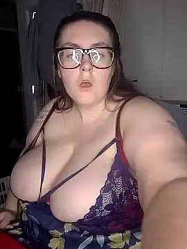 Snapshot of CummingStars98 chatting on November 2025 07:23:02 PM CummingStars98 online show from November 2025 07:23:02 PM