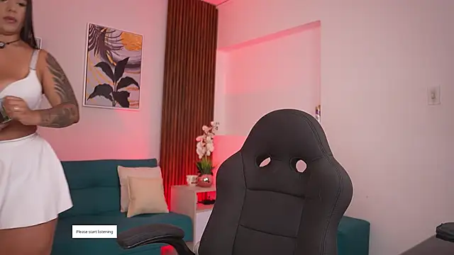 SheylaBakerr online show from April 2026 11:37:01 AM