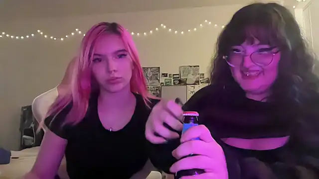 xKittyKat online show from January 2026 03:31:02 AM