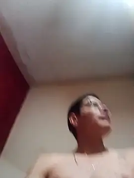 Snapshot of chicovergudo27 chatting on January 2025 04:51:02 AM chicovergudo27 online show from January 2025 04:51:02 AM