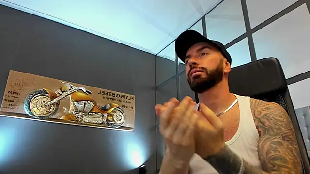 AronGrant online show from November 2025 10:37:01 AM