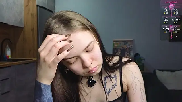 Snapshot of doll_lol_ chatting on January 2025 07:14:02 PM doll lol online show from January 2025 07:14:02 PM