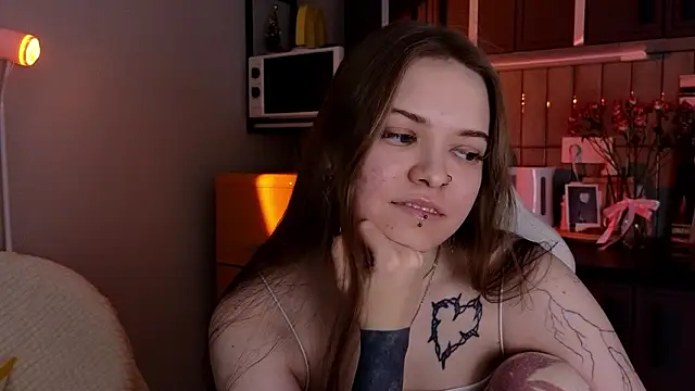 doll lol  online show from February 2026 05:36:01 PM