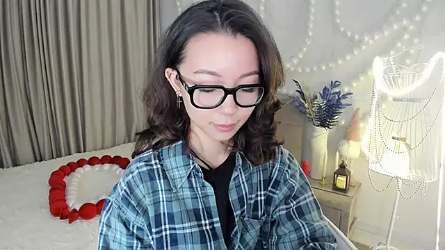 AgnieszkaBanana online show from December 2025 07:32:01 PM