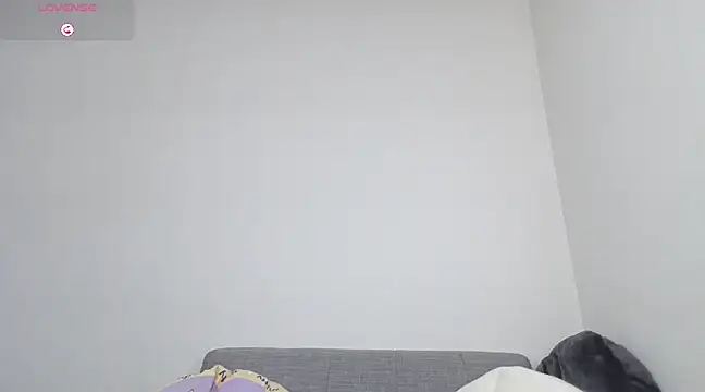 Snapshot of _NOA-chan_ chatting on February 2025 03:17:02 PM NOA-chan online show from February 2025 03:17:02 PM