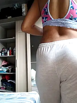 Su Duarte 1 online show from September 2025 08:33:02 PM