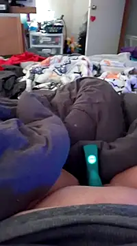 Snapshot of missthickness35_Pika chatting on December 2024 08:51:02 PM missthickness35 Pika online show from December 2024 08:51:02 PM