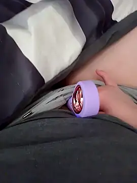 Snapshot of missthickness35_Pika chatting on January 2025 05:32:01 PM missthickness35 Pika online show from January 2025 05:32:01 PM