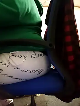 Snapshot of missthickness35_Pika chatting on January 2025 01:49:01 PM missthickness35 Pika online show from January 2025 01:49:01 PM