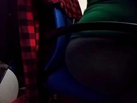 Snapshot of missthickness35_Pika chatting on January 2025 10:08:01 AM missthickness35 Pika online show from January 2025 10:08:01 AM