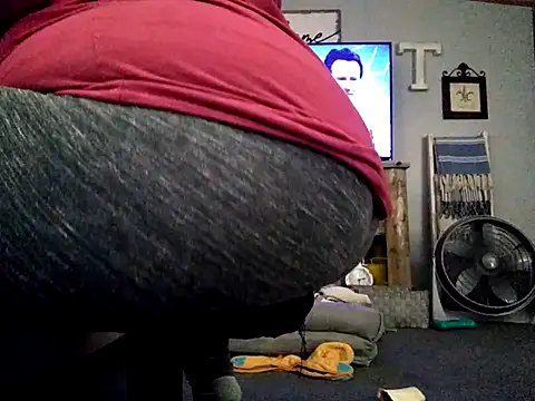 Snapshot of missthickness35_Pika chatting on October 2025 07:30:02 AM missthickness35 Pika online show from October 2025 07:30:02 AM