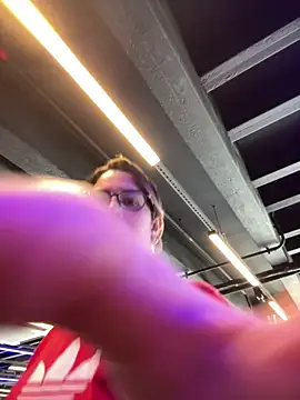 Snapshot of amooraaamoon chatting on November 2025 02:48:02 PM amooraaamoon online show from November 2025 02:48:02 PM