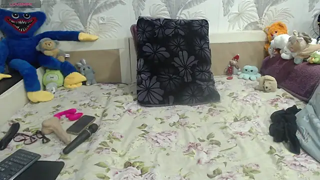 CamDiva113 online show from February 2026 01:07:01 PM