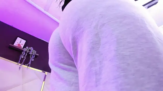 April bowie online show from October 2025 11:20:02 AM