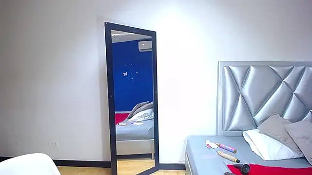 exotic karmella online show from March 2025 08:37:02 PM