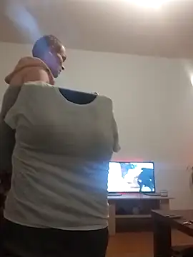 Kamien32 online show from March 2026 02:41:01 AM